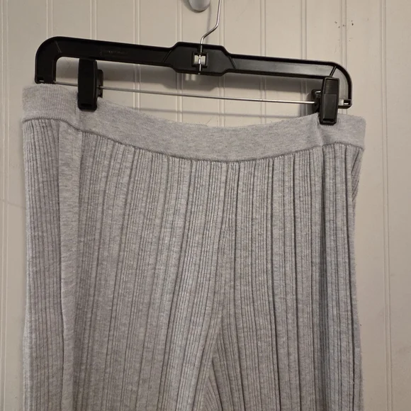 Aerie Heather Gray Ribbed Lounge Pants - Picture 4 of 6